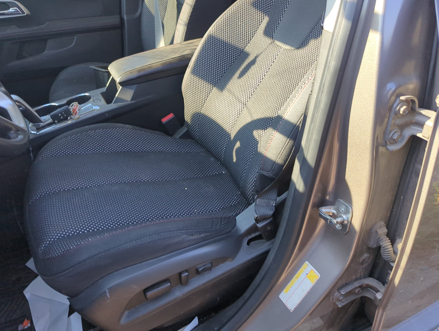 2012-2013 Chevrolet Equinox Driver Front Seat Oem - Oemusedautoparts1.com