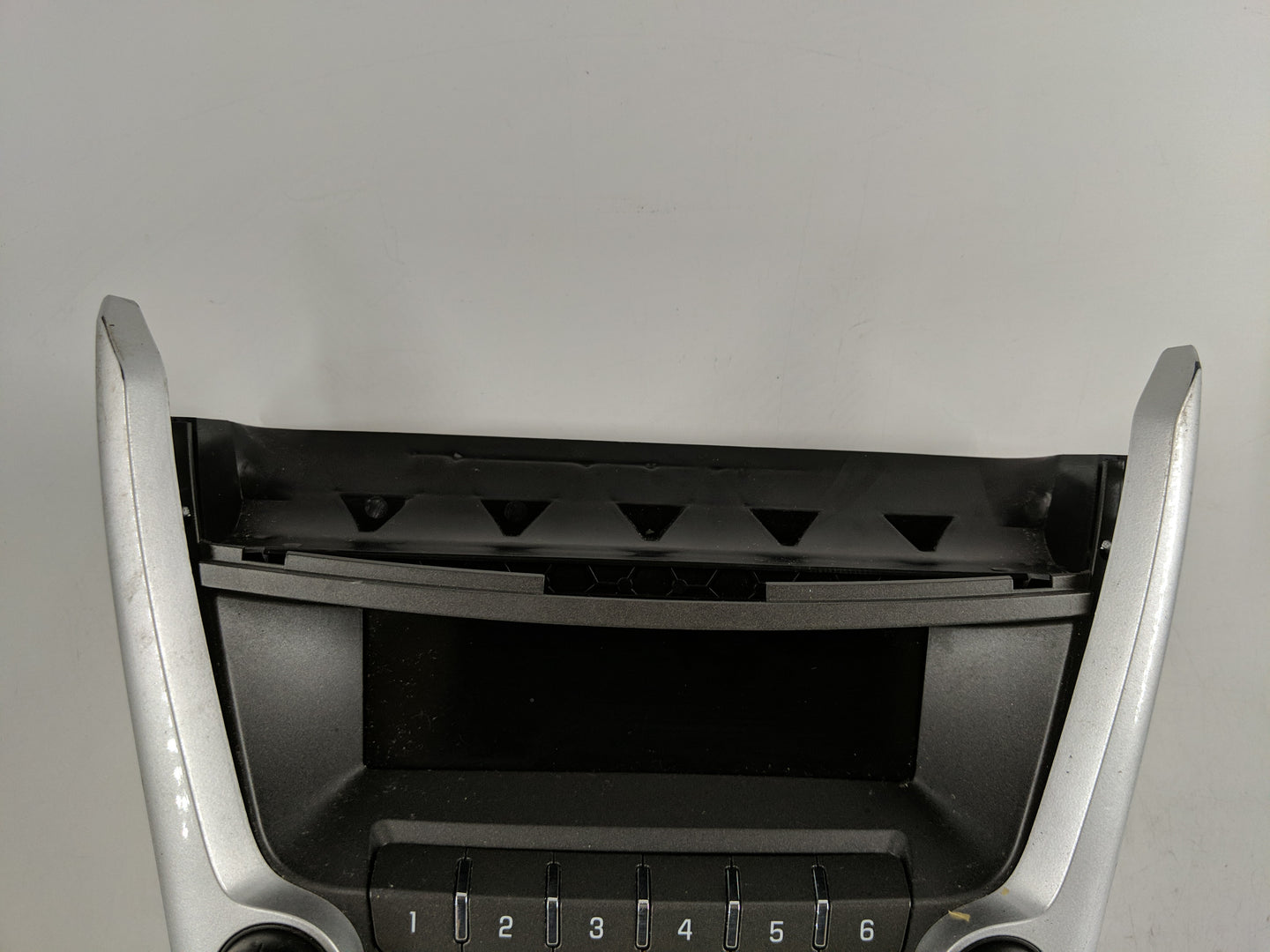 2012-2015 Chevrolet Equinox Radio AM FM Cd Player Receiver Replacement P/N:22810237 Fits Fits 2012 2013 2014 2015 OEM Used A