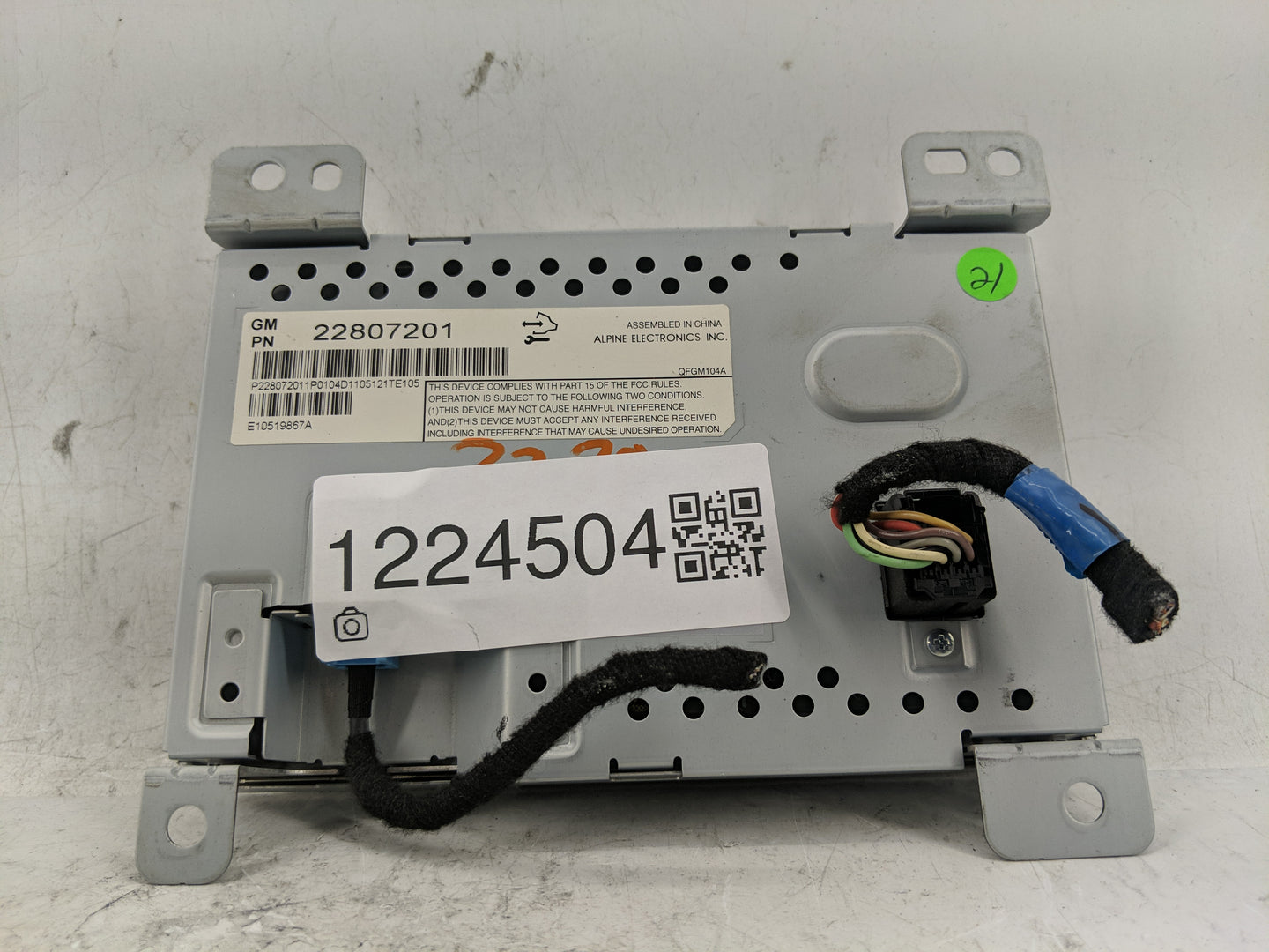 2012 Chevrolet Equinox Radio AM FM Cd Player Receiver Replacement P/N:P0104D1105121TE105 P228072011 Fits OEM Used Auto Parts