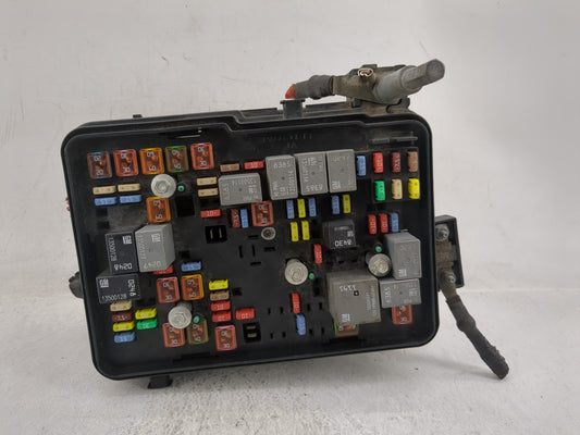 2012 Chevrolet Equinox Fusebox Fuse Box Panel Relay Module P/N:22796250 Fits OEM Used Auto Parts - Oemusedautoparts1.com