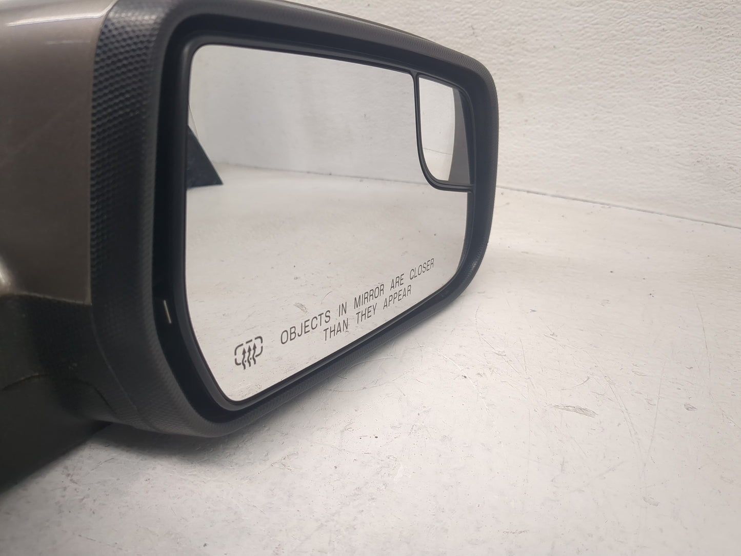 2011-2014 Chevrolet Equinox Side Mirror Replacement Passenger Right View Door Mirror P/N:22818281 Fits Fits 2011 2012 2013 2