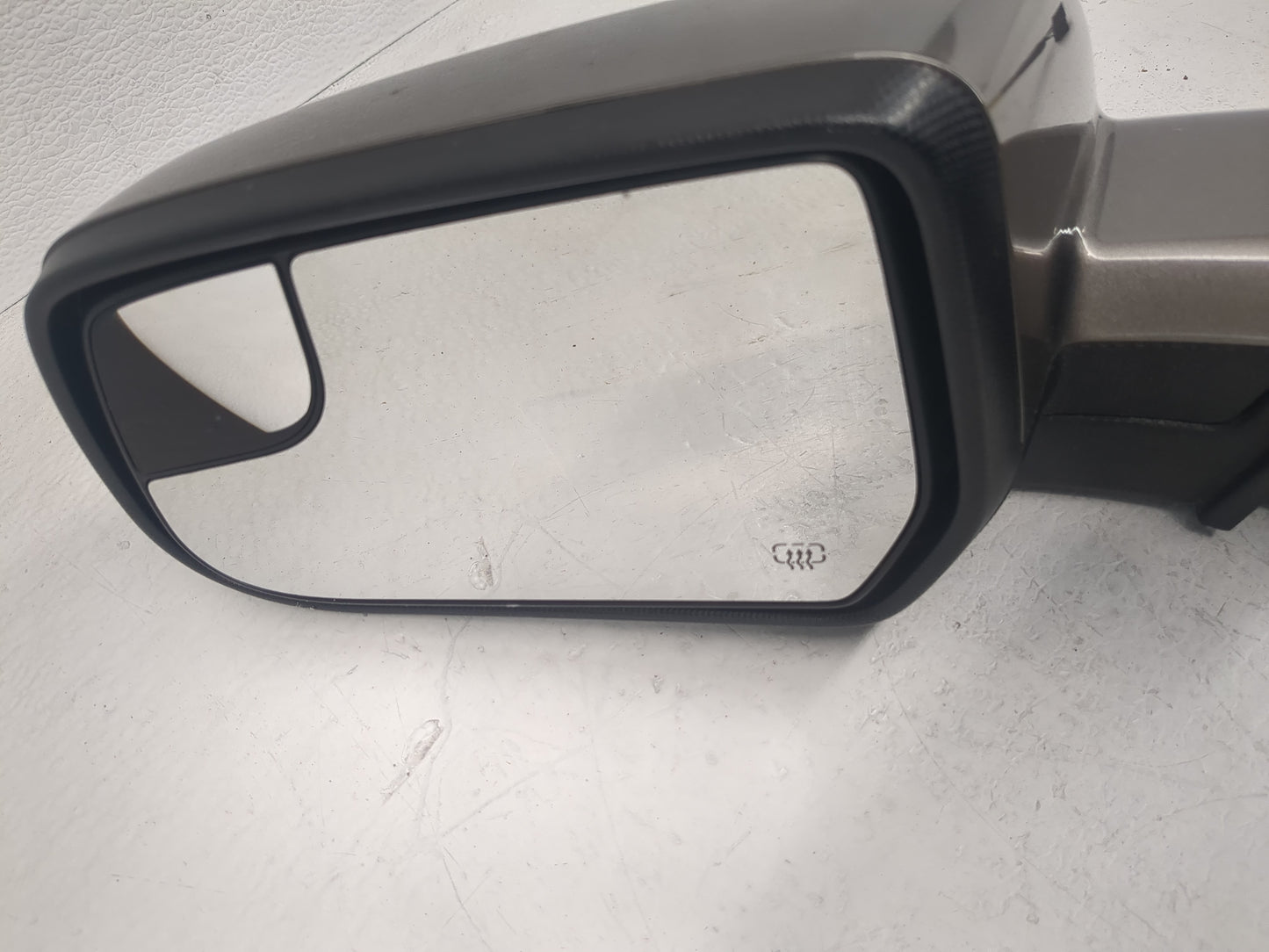 2011-2014 Chevrolet Equinox Side Mirror Replacement Driver Left View Door Mirror P/N:22818280 Fits Fits 2011 2012 2013 2014 