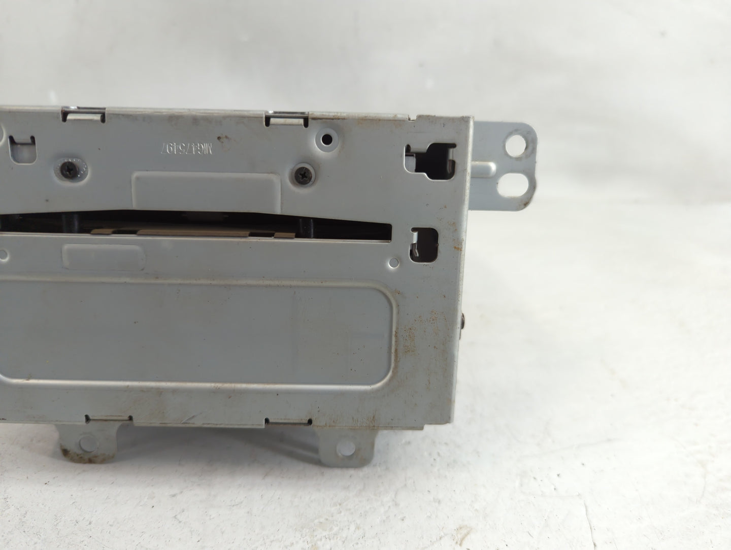 2012 Chevrolet Equinox Radio AM FM Cd Player Receiver Replacement P/N:22869279 Fits OEM Used Auto Parts - Oemusedautoparts1.