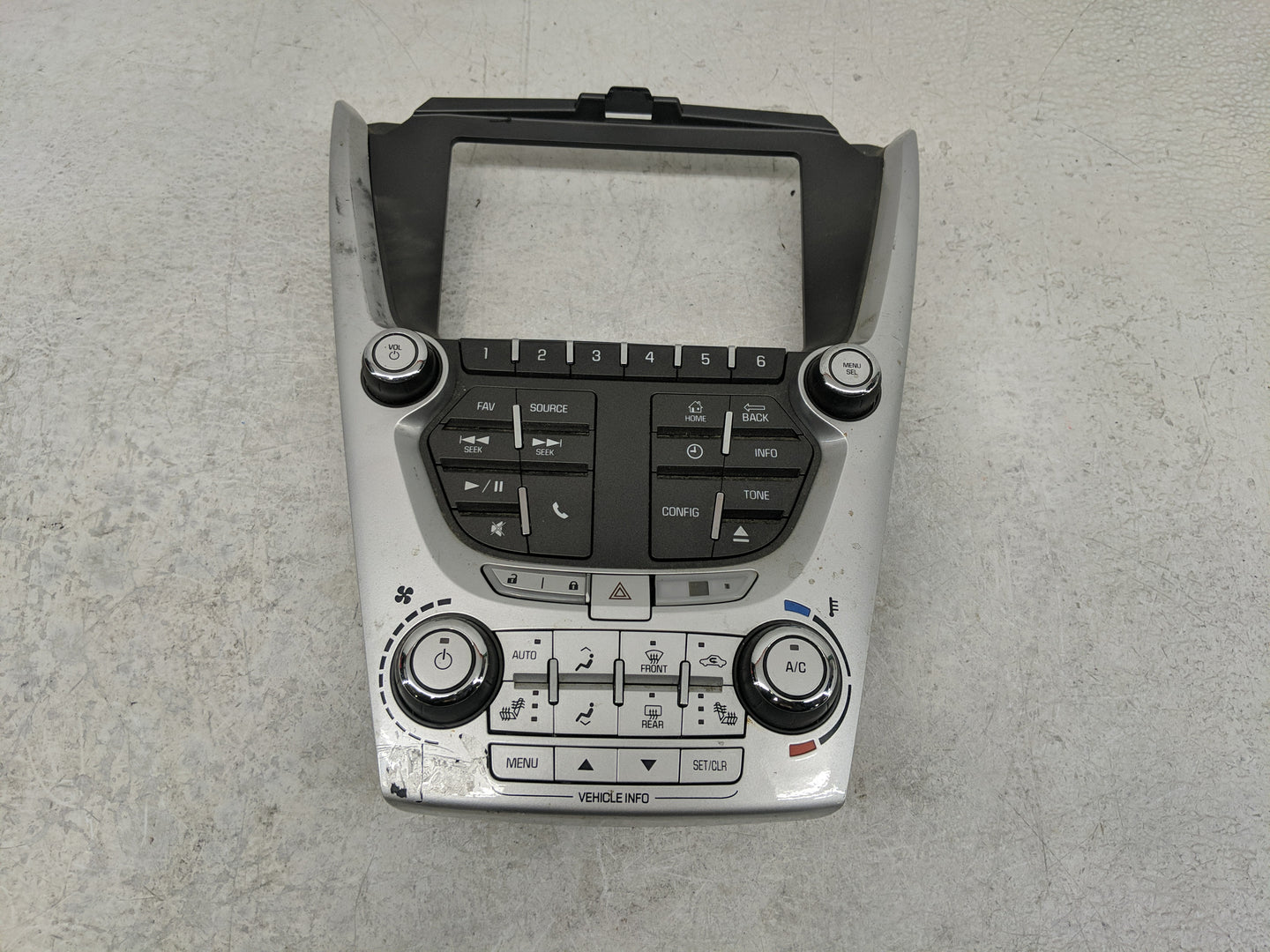 2012-2015 Chevrolet Equinox Radio AM FM Cd Player Receiver Replacement P/N:22810245 Fits Fits 2012 2013 2014 2015 OEM Used A