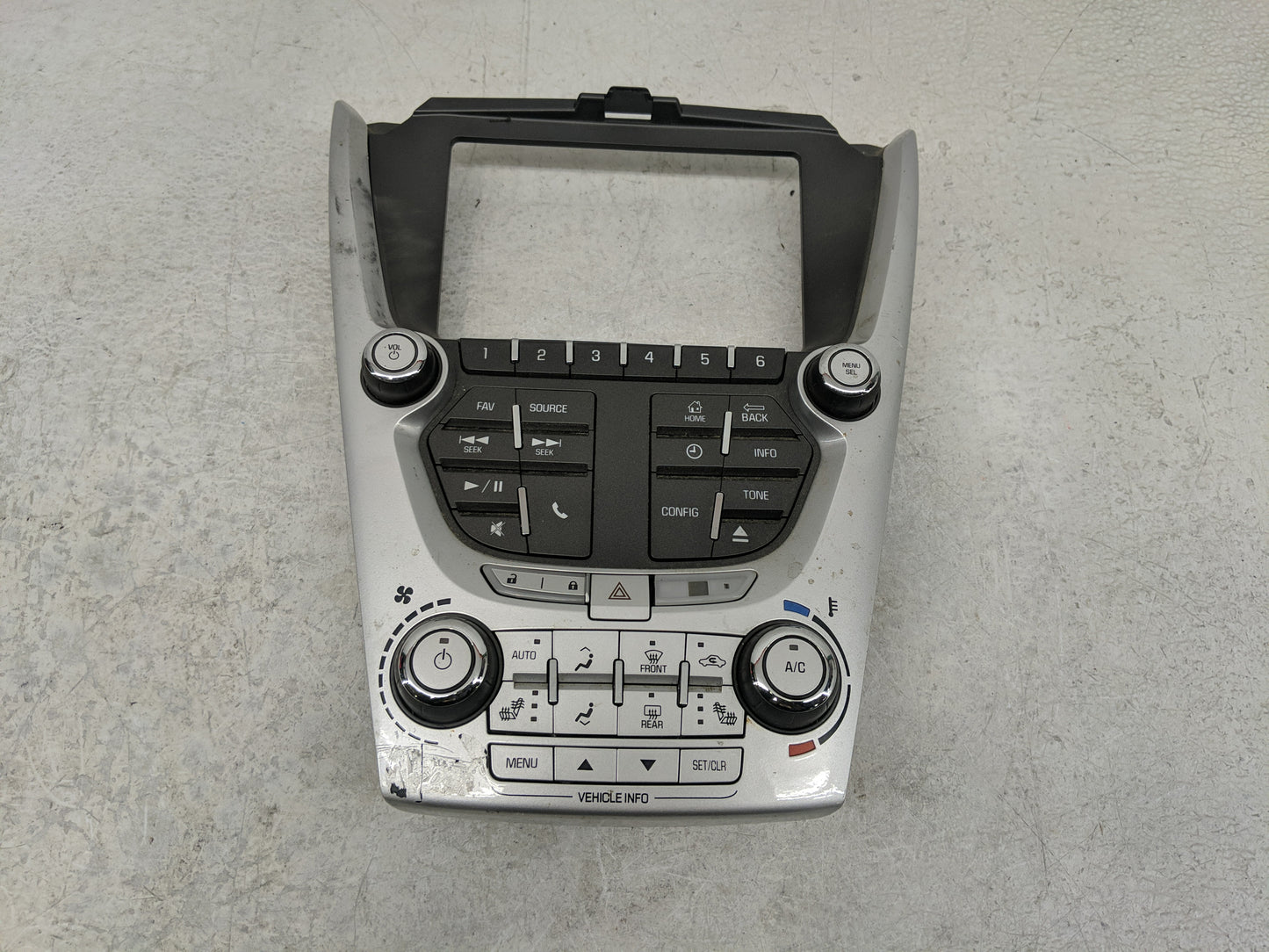 2012-2015 Chevrolet Equinox Radio AM FM Cd Player Receiver Replacement P/N:22810245 Fits Fits 2012 2013 2014 2015 OEM Used A