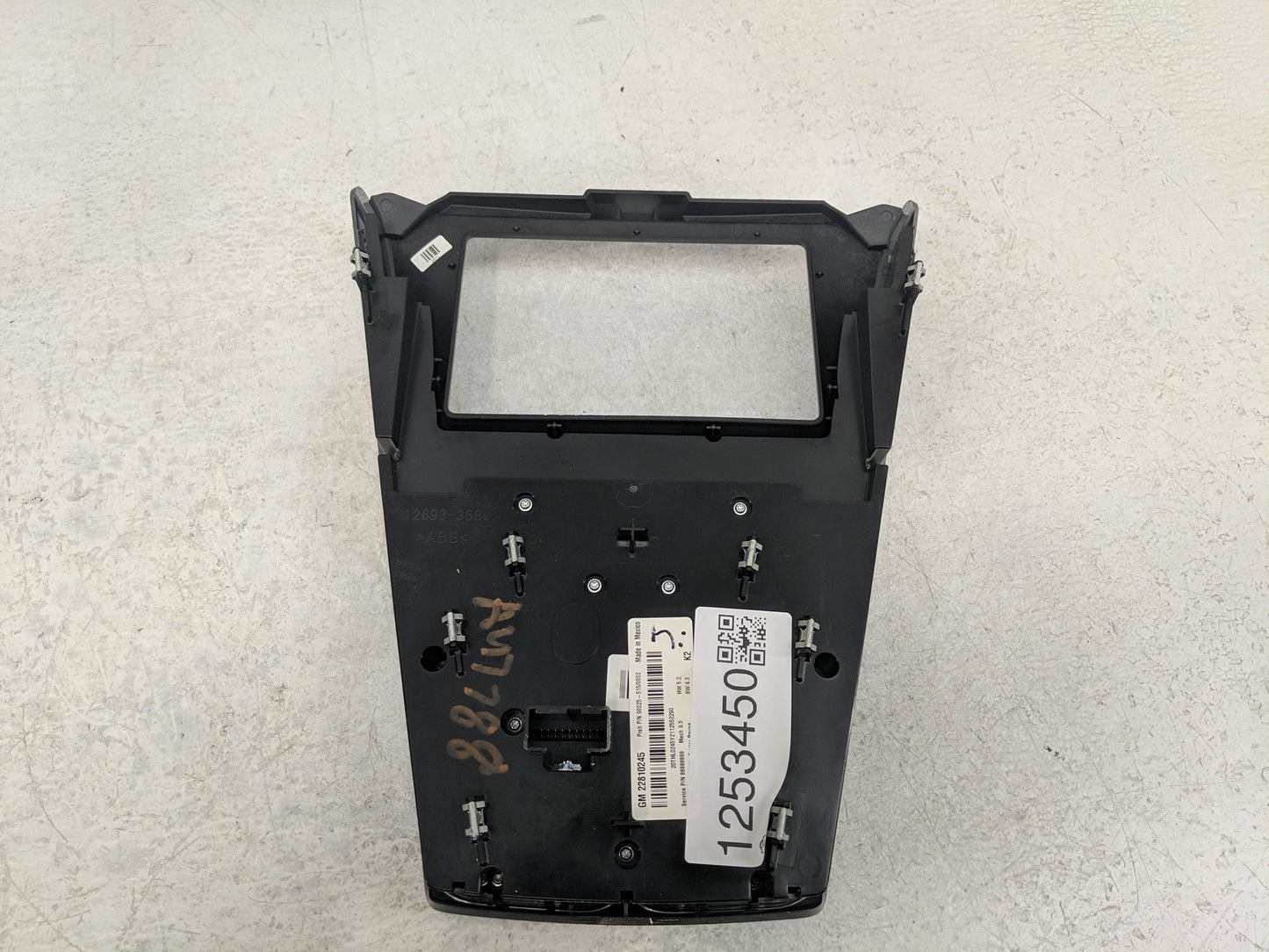 2012-2015 Chevrolet Equinox Radio AM FM Cd Player Receiver Replacement P/N:22810245 Fits Fits 2012 2013 2014 2015 OEM Used A