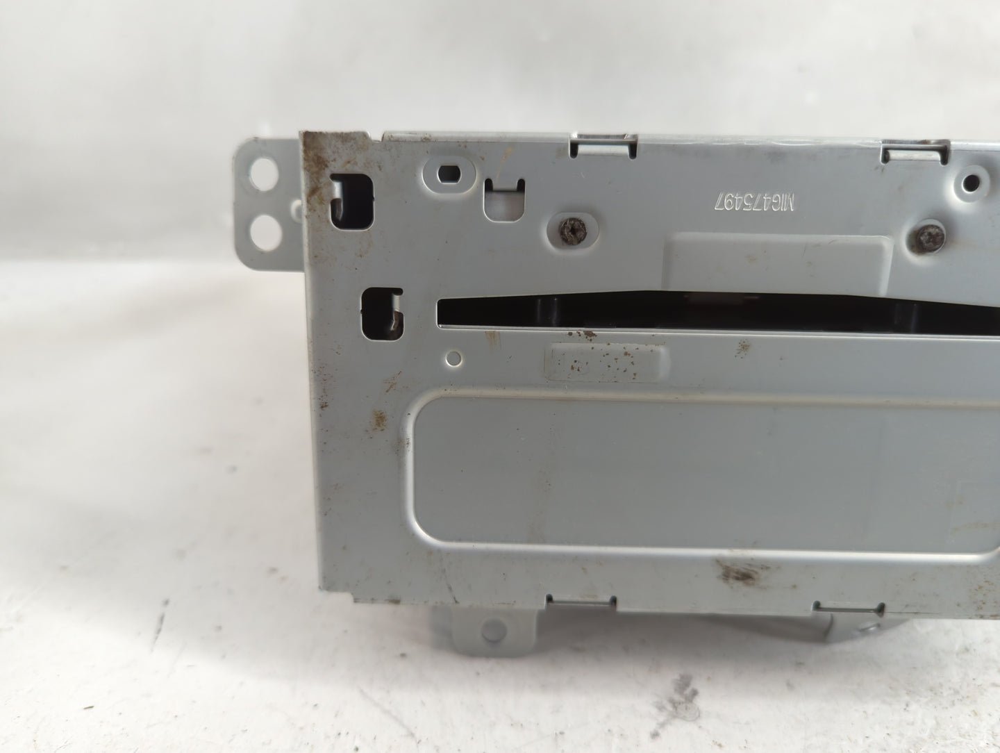 2012 Chevrolet Equinox Radio AM FM Cd Player Receiver Replacement P/N:22870781 Fits OEM Used Auto Parts - Oemusedautoparts1.