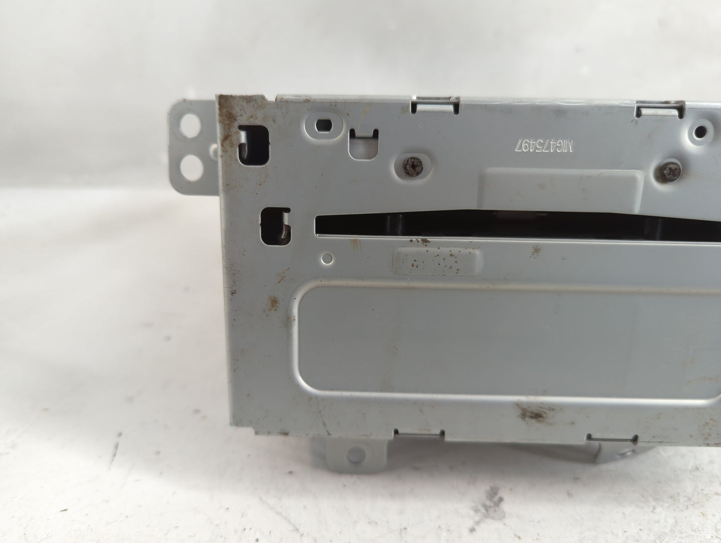 2012 Chevrolet Equinox Radio AM FM Cd Player Receiver Replacement P/N:22870781 Fits OEM Used Auto Parts - Oemusedautoparts1.