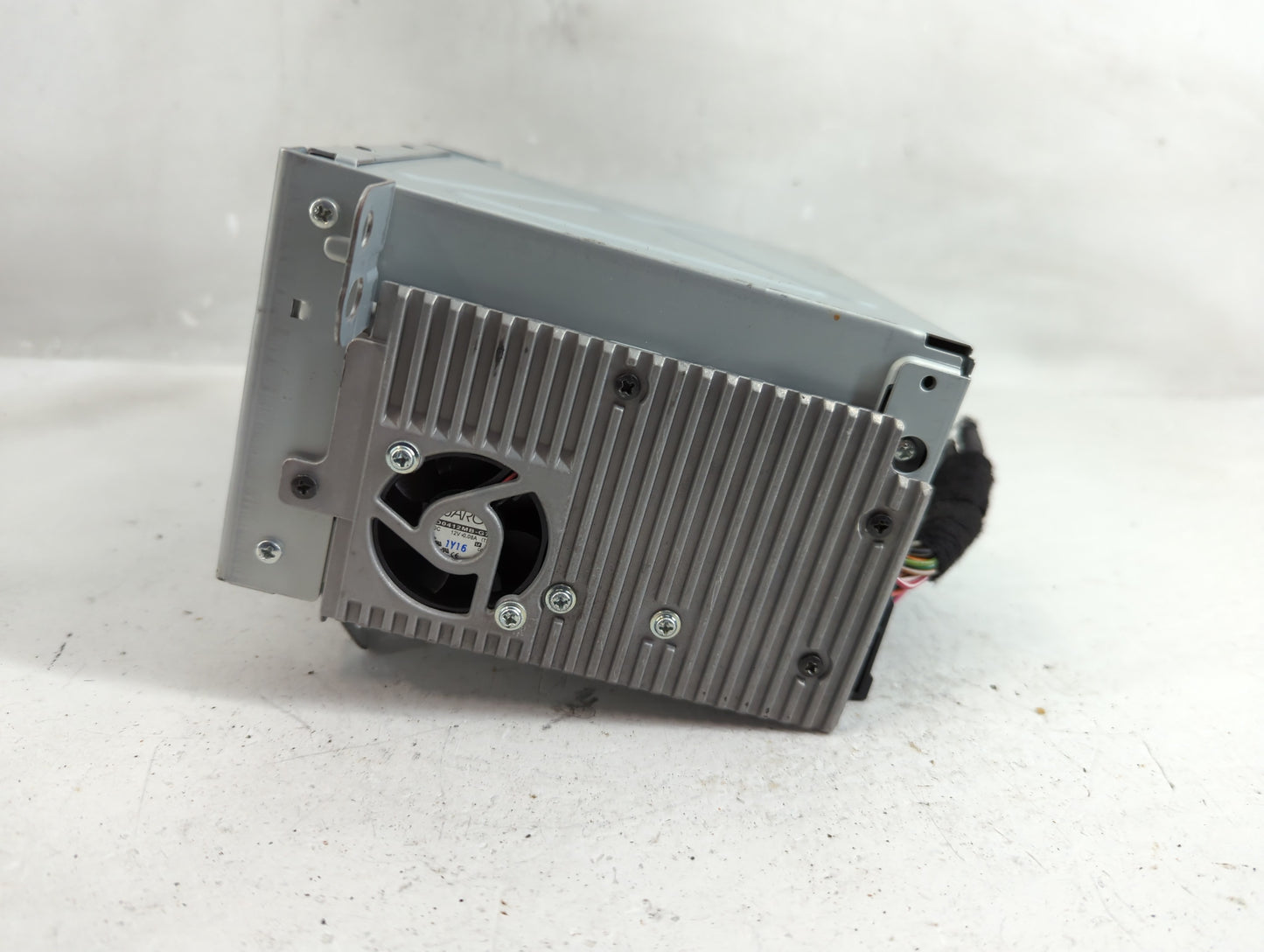 2012 Chevrolet Equinox Radio AM FM Cd Player Receiver Replacement P/N:22870781 Fits OEM Used Auto Parts - Oemusedautoparts1.