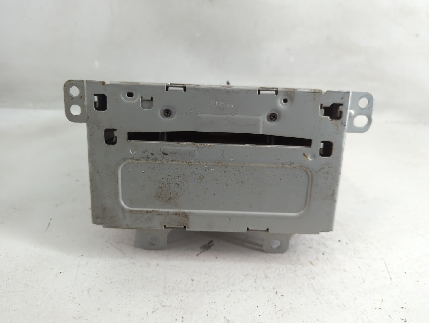 2012 Chevrolet Equinox Radio AM FM Cd Player Receiver Replacement P/N:22869279 Fits OEM Used Auto Parts - Oemusedautoparts1.