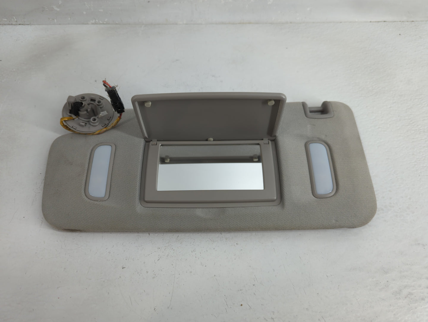 2010-2017 Chevrolet Equinox Sun Visor Shade Replacement Driver Left Mirror Fits Fits 2010 2011 2012 2013 2014 2015 2016 2017