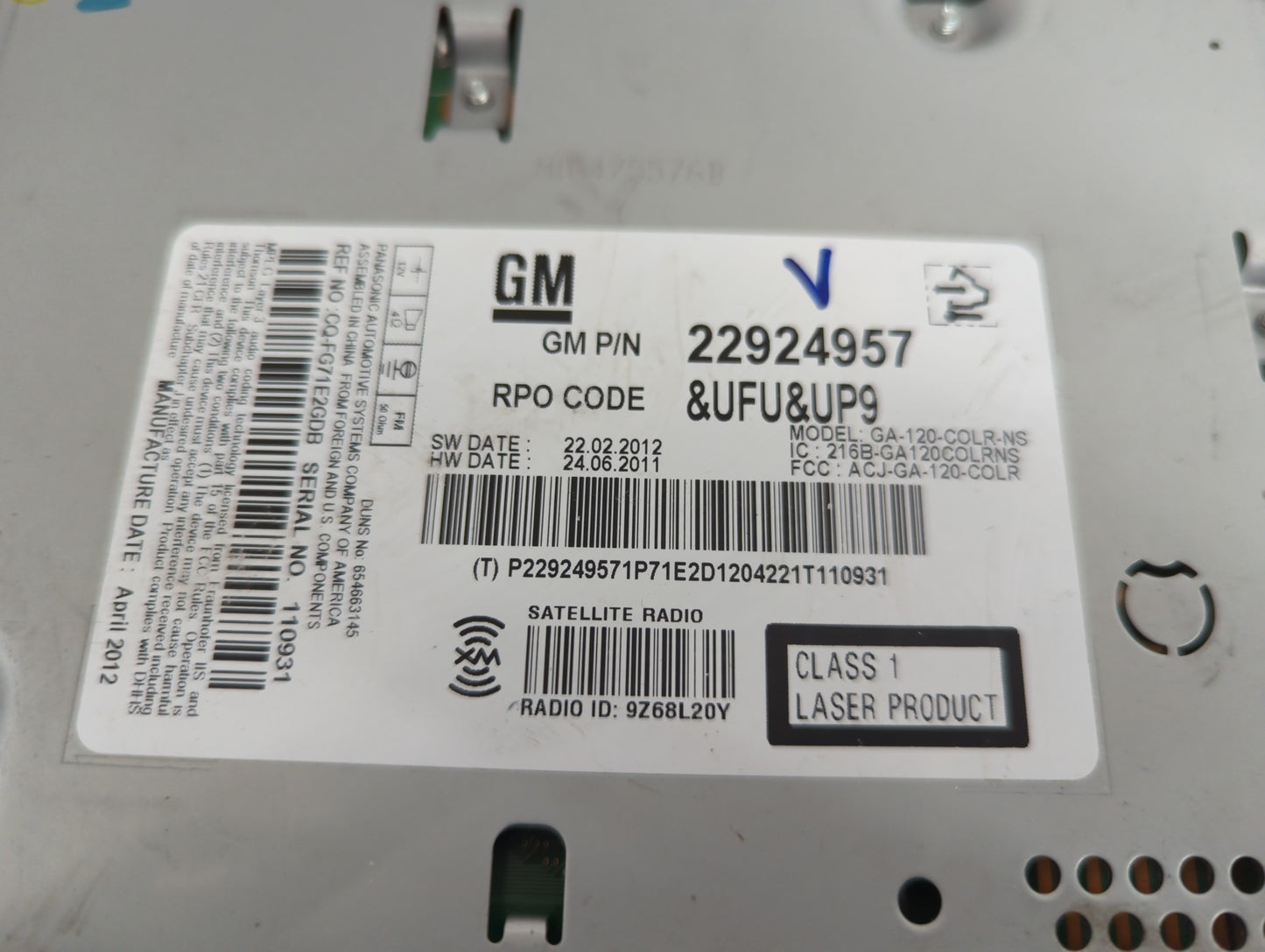 2012 Chevrolet Equinox Radio AM FM Cd Player Receiver Replacement P/N:22924957 Fits OEM Used Auto Parts - Oemusedautoparts1.