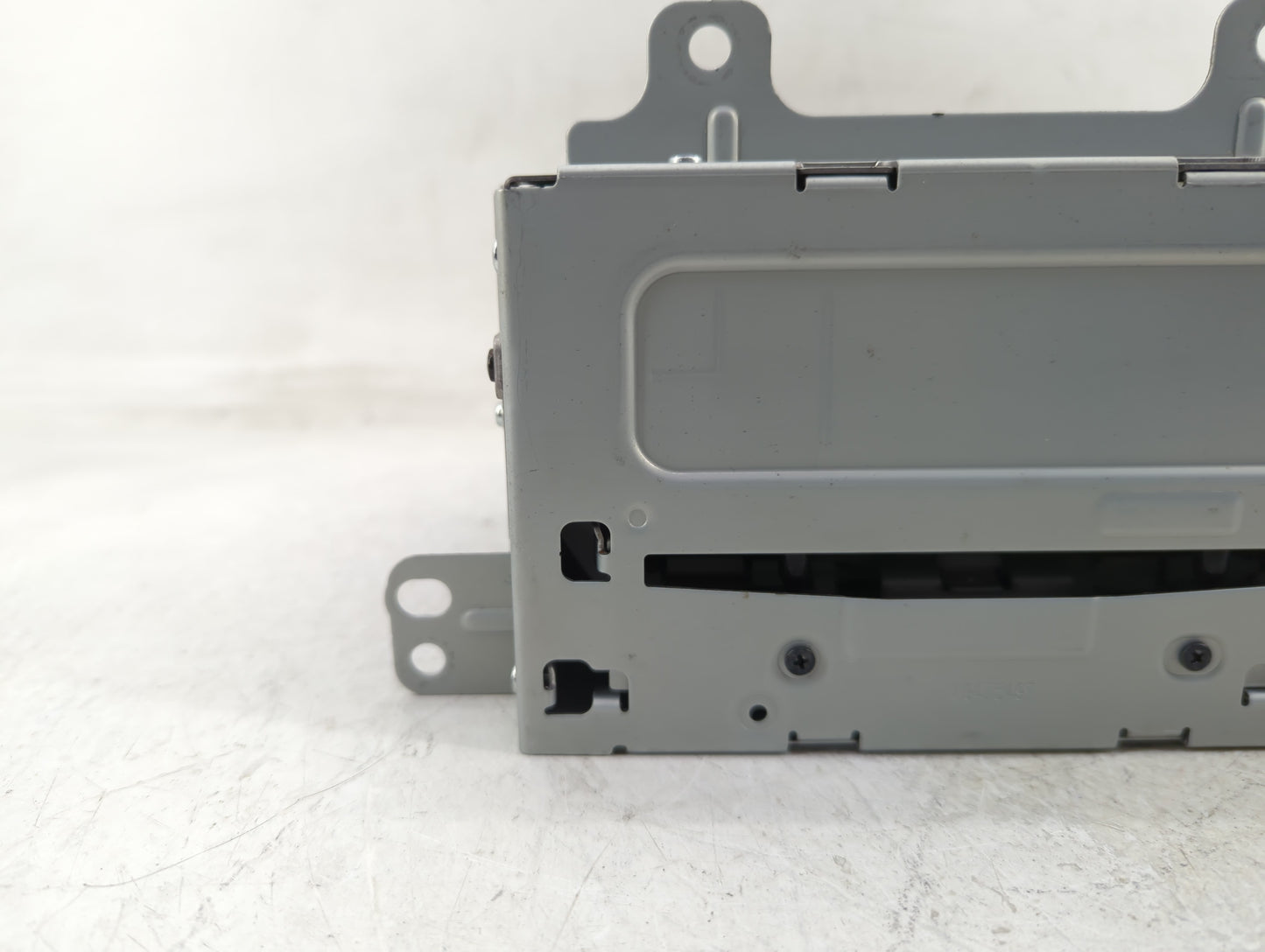 2012 Chevrolet Equinox Radio AM FM Cd Player Receiver Replacement P/N:22869279 Fits OEM Used Auto Parts - Oemusedautoparts1.