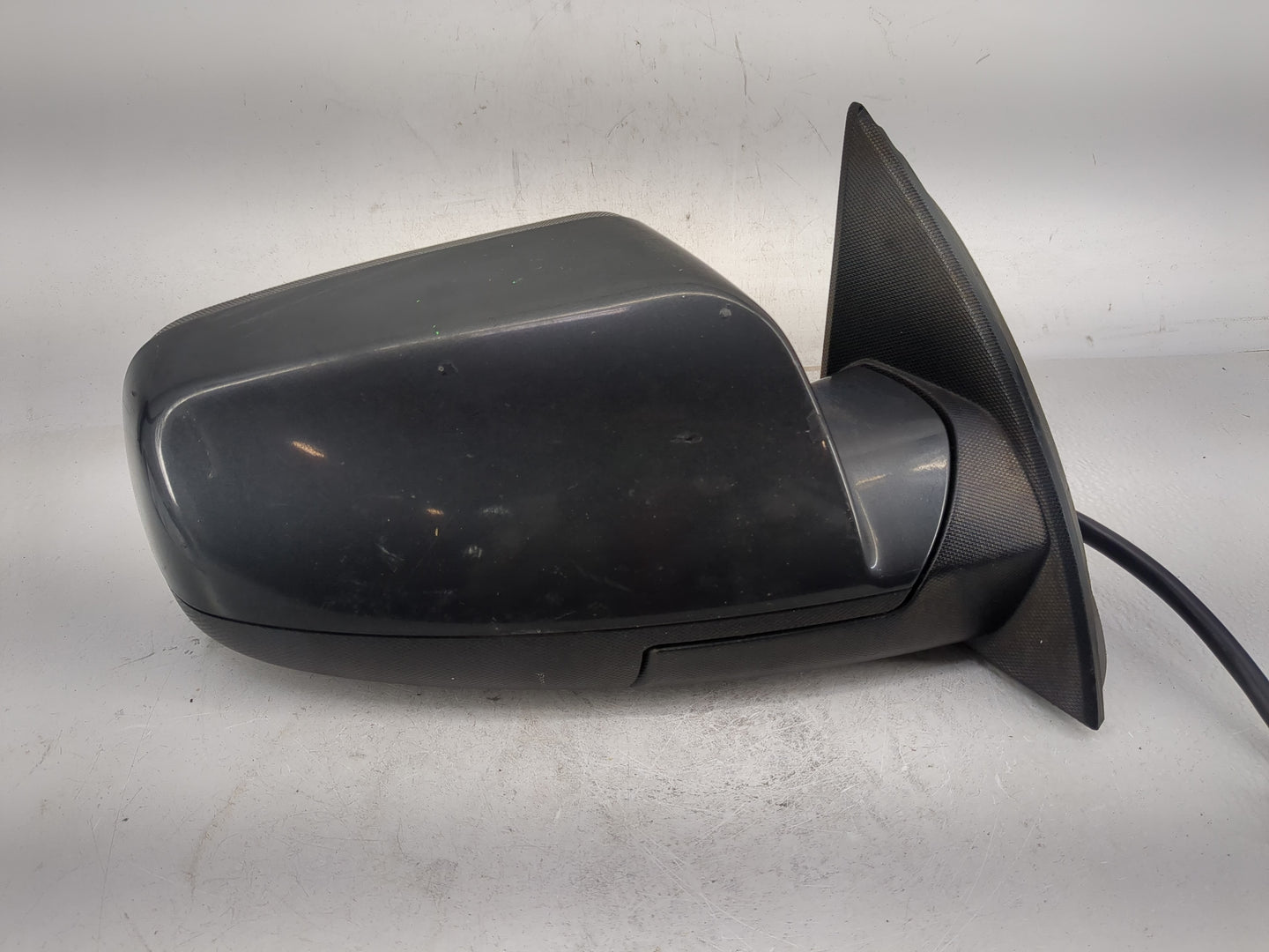 2011-2014 Chevrolet Equinox Passenger Side View Mirror - Right Door Mirror OEM Used - Oemusedautoparts1.com