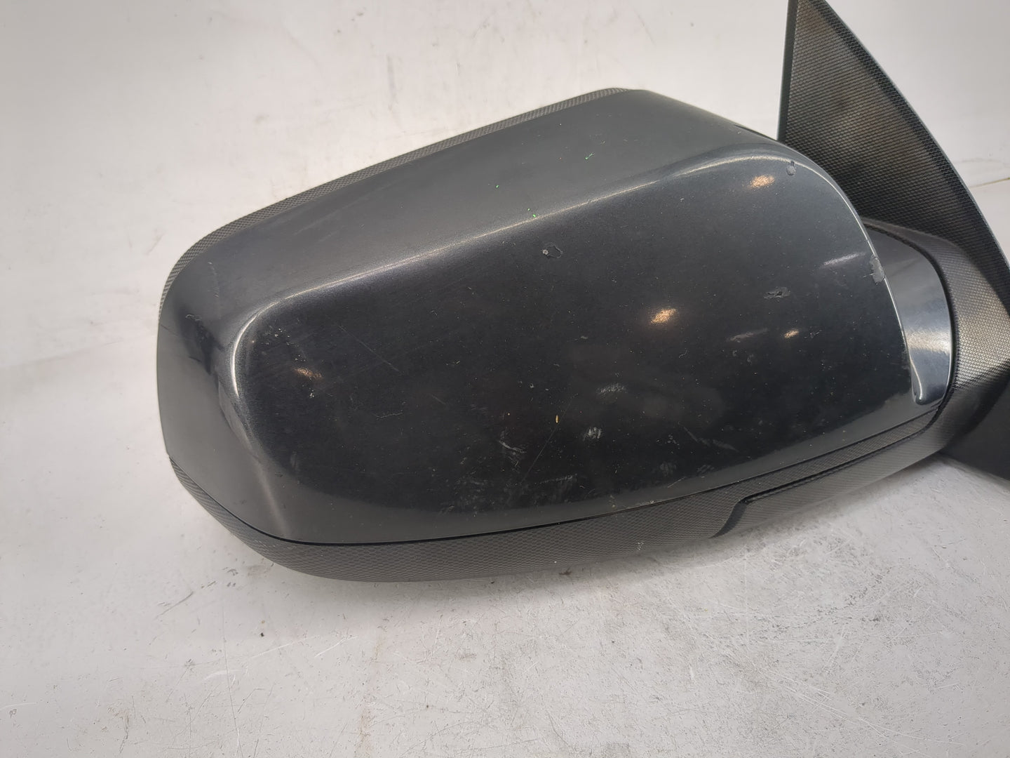 2011-2014 Chevrolet Equinox Passenger Side View Mirror - Right Door Mirror OEM Used - Oemusedautoparts1.com