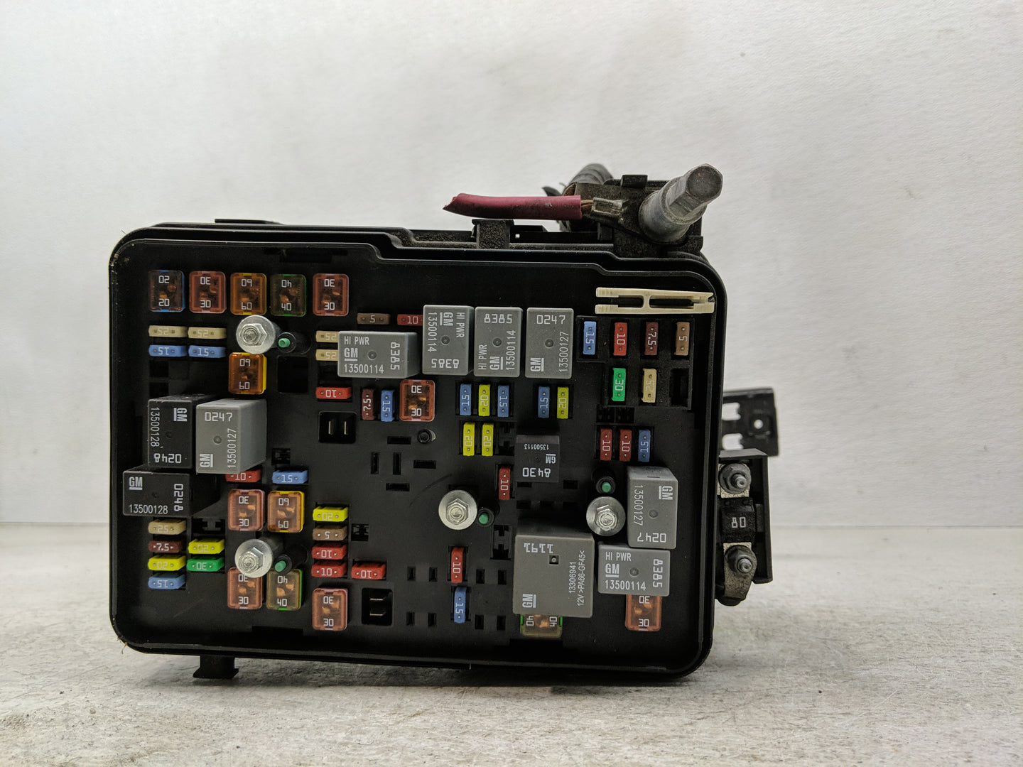 2012 Chevrolet Equinox Fusebox Fuse Box Panel Relay Module Fits OEM Used Auto Parts - Oemusedautoparts1.com