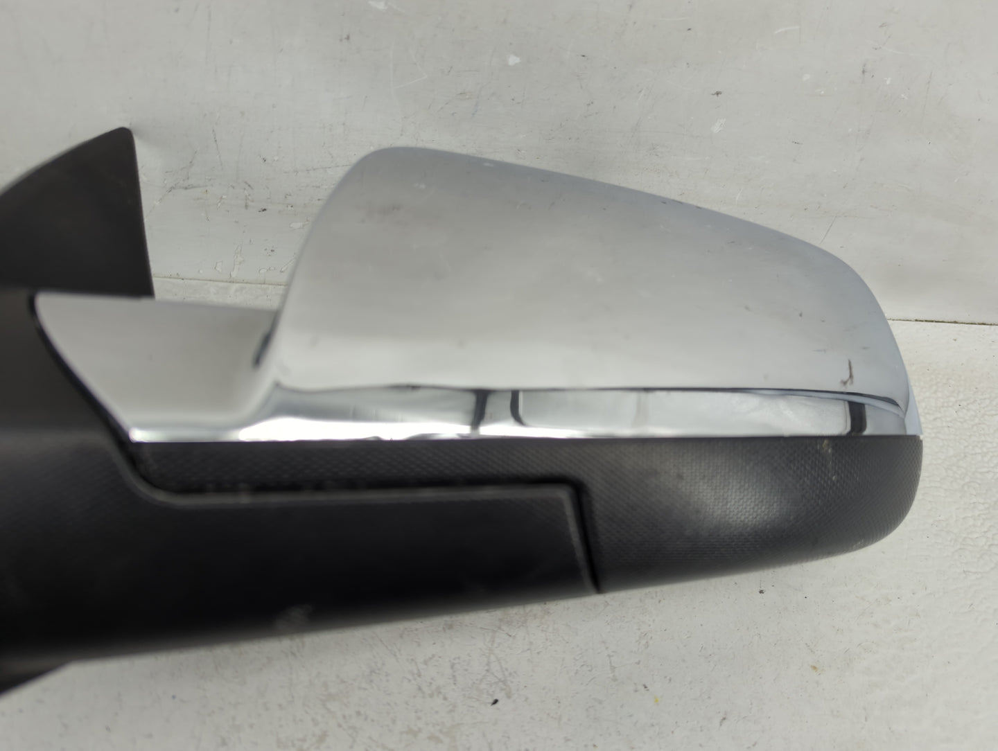 2011-2013 Chevrolet Equinox Driver Side View Mirror - Left Door Mirror OEM Used - Oemusedautoparts1.com