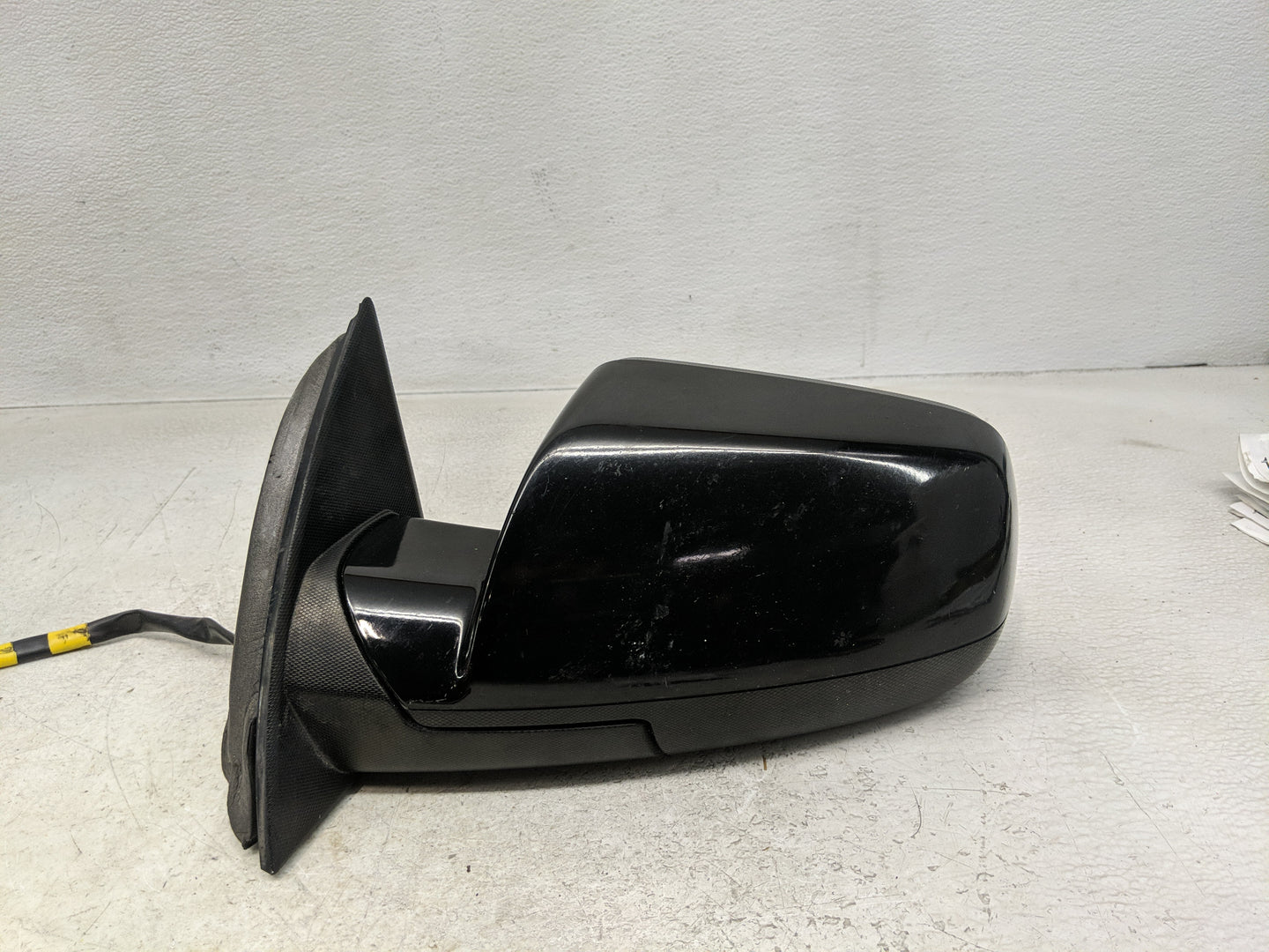 2011-2014 Chevrolet Equinox Driver Side View Mirror - Left Door Mirror OEM Used - Oemusedautoparts1.com