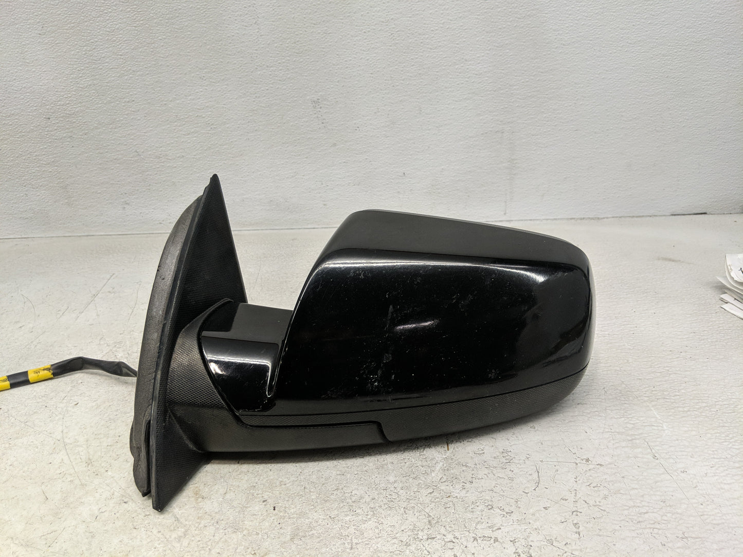 2011-2014 Chevrolet Equinox Driver Side View Mirror - Left Door Mirror OEM Used - Oemusedautoparts1.com