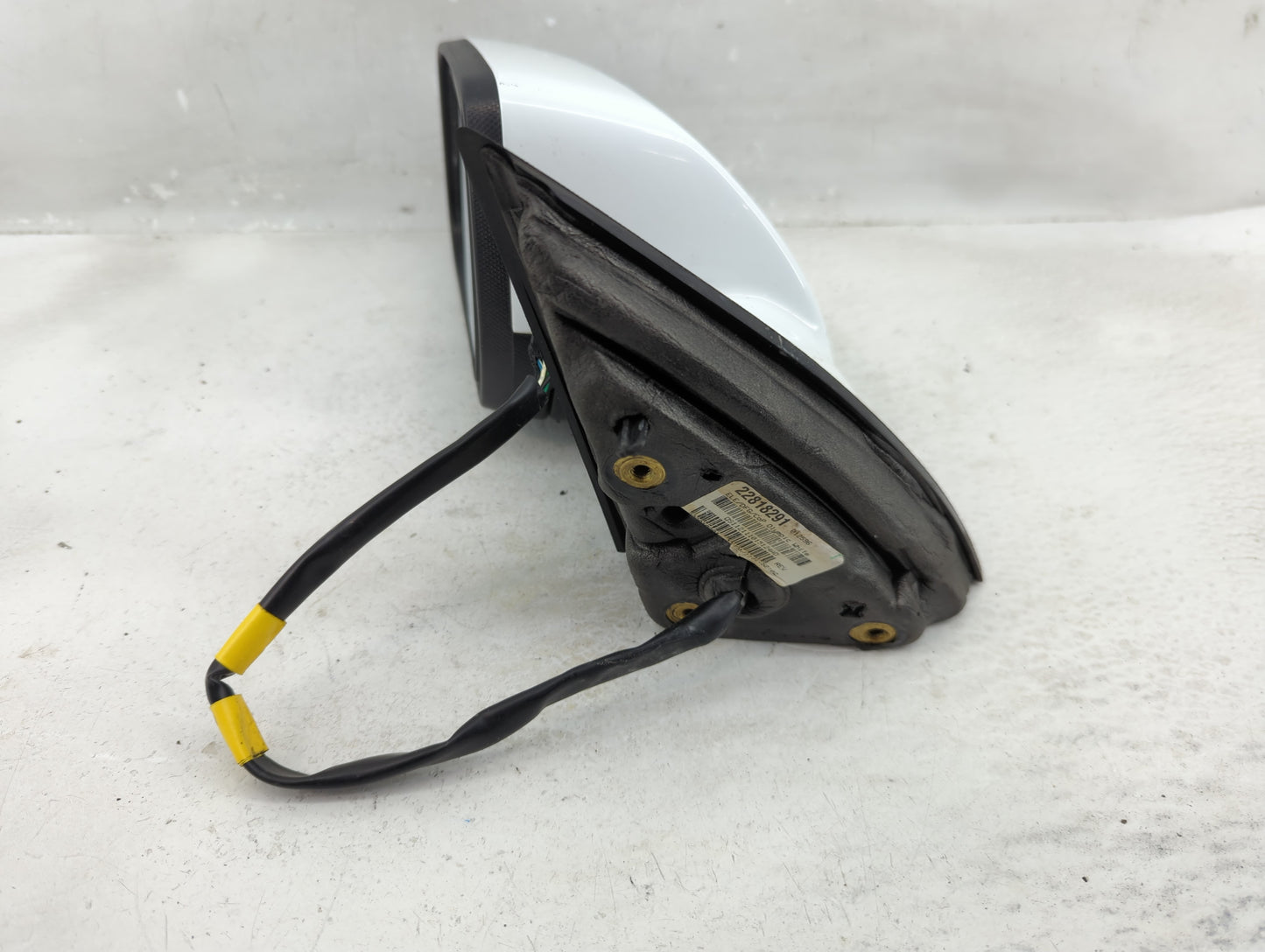 2011-2014 Chevrolet Equinox Driver Side View Mirror - Left Door Mirror OEM Used - Oemusedautoparts1.com