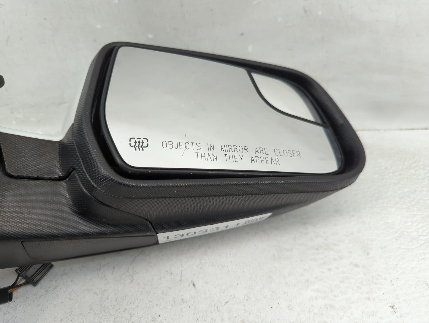2011-2014 Chevrolet Equinox Passenger Side View Mirror - Right Door Mirror OEM Used - Oemusedautoparts1.com