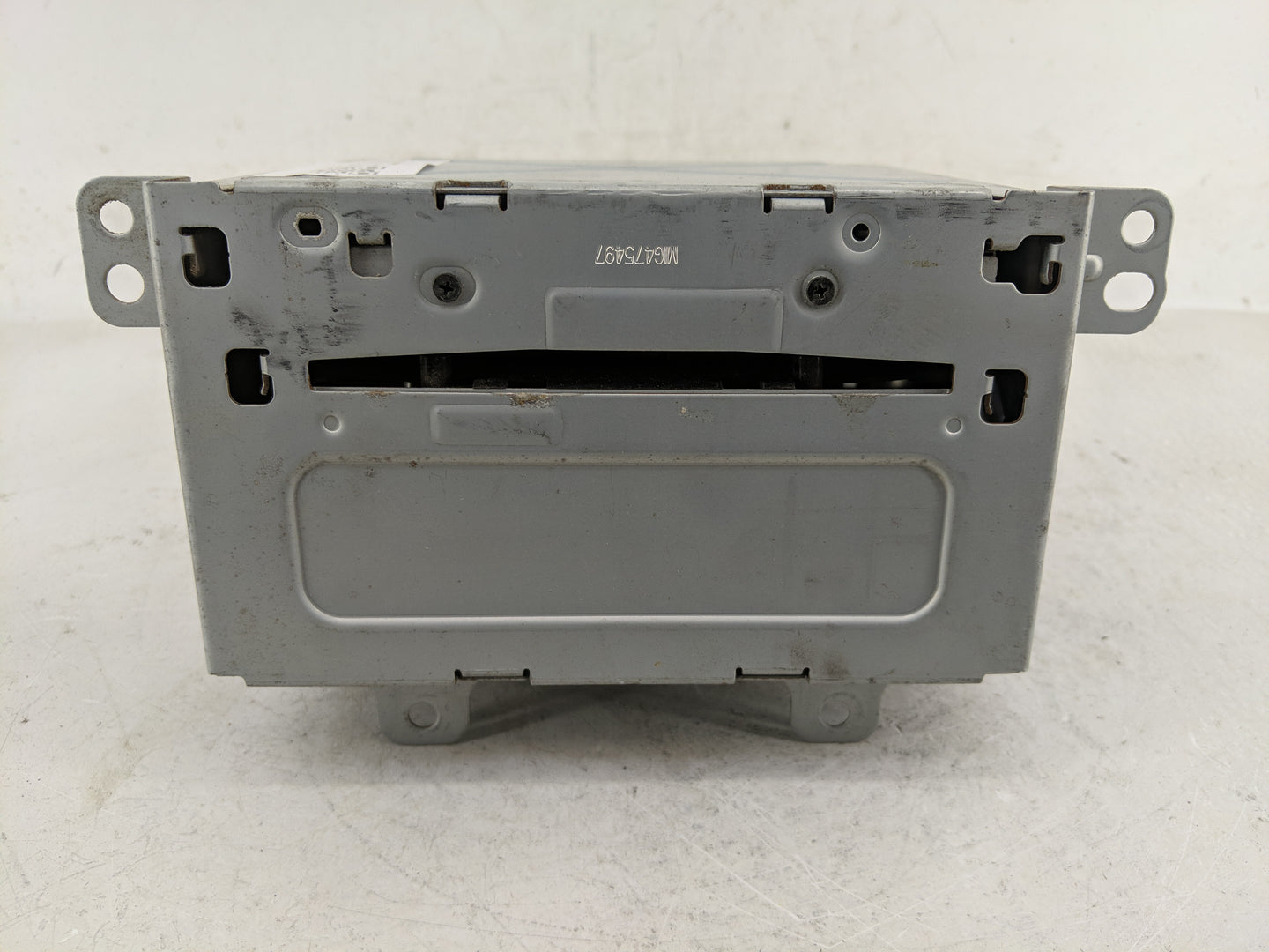 2011-2012 Chevrolet Equinox Radio AM FM Cd Player Receiver Replacement P/N:22870782 Fits Fits 2010 2011 2012 OEM Used Auto P