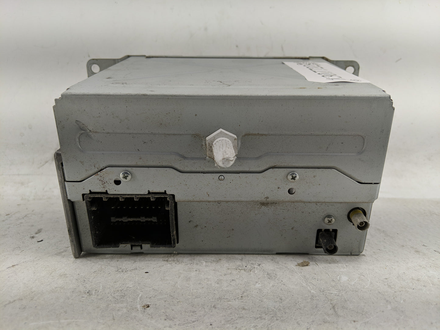 2011-2012 Chevrolet Equinox Radio AM FM Cd Player Receiver Replacement P/N:22870782 Fits Fits 2010 2011 2012 OEM Used Auto P