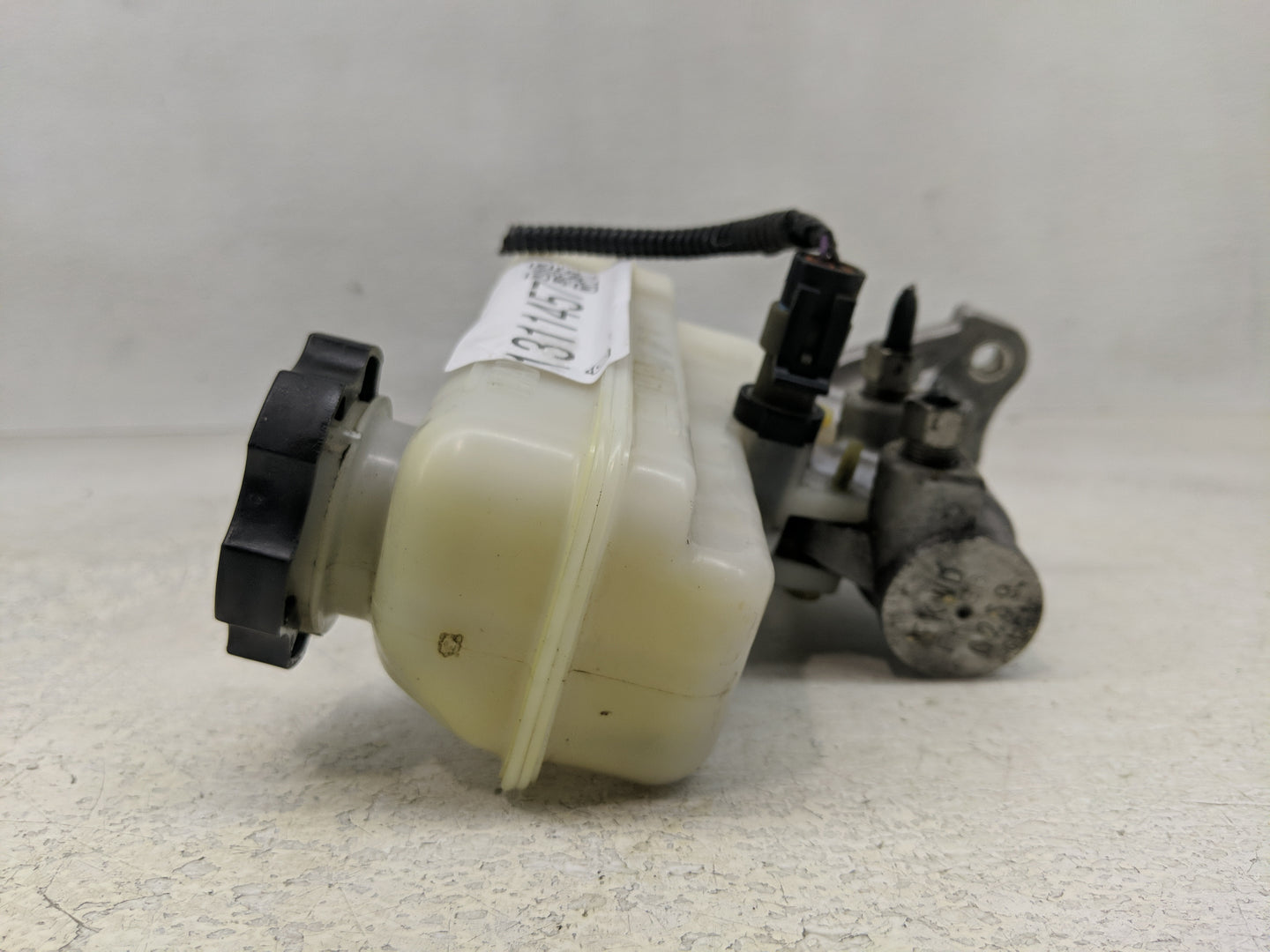 2011-2017 Chevrolet Equinox Brake Master Cylinder - Oemusedautoparts1.com