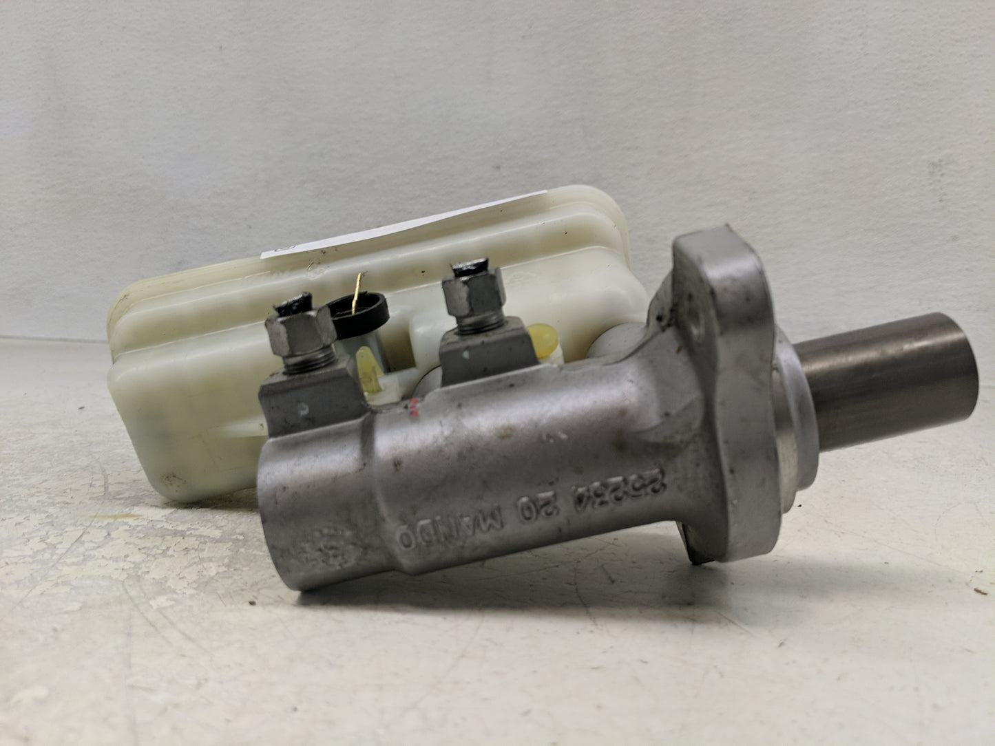 2011-2017 Chevrolet Equinox Brake Master Cylinder - Oemusedautoparts1.com
