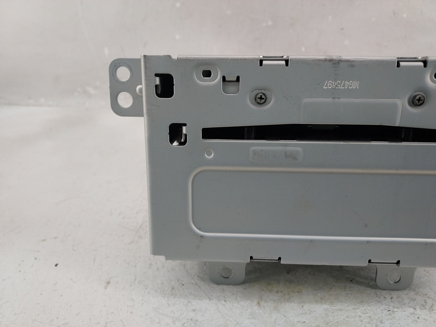 2011-2012 Chevrolet Equinox Radio AM FM Cd Player Receiver Replacement P/N:22870782 Fits Fits 2010 2011 2012 OEM Used Auto P