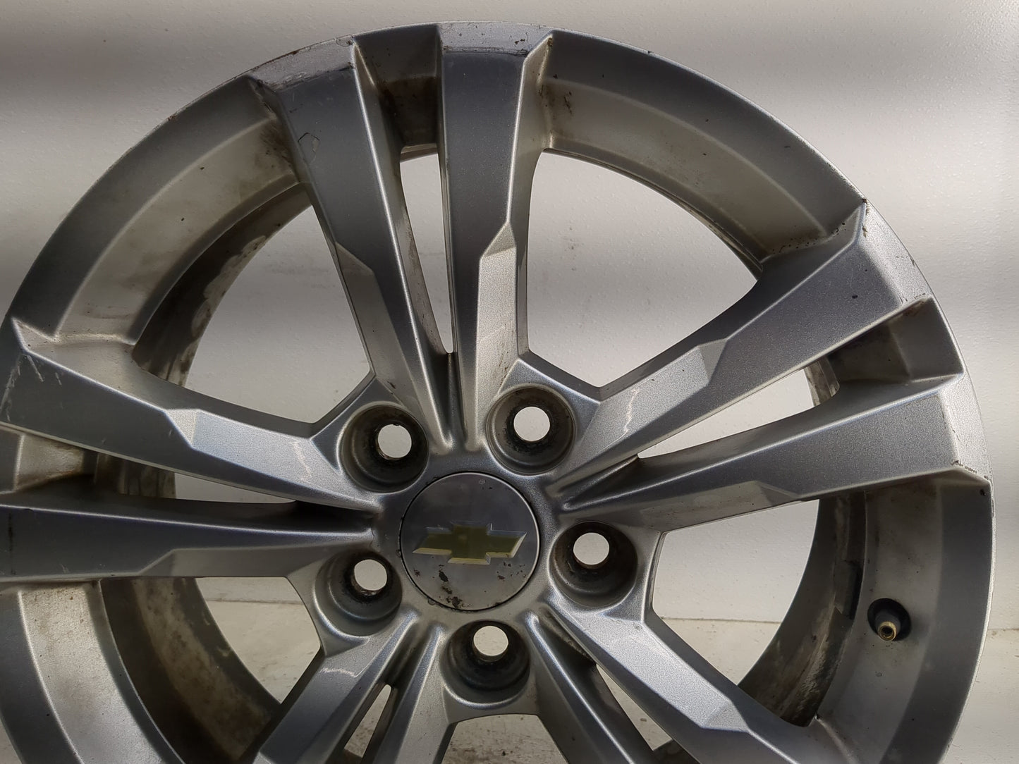 2012 Chevrolet Equinox Oem Wheel Rim 1355824 - Oemusedautoparts1.com