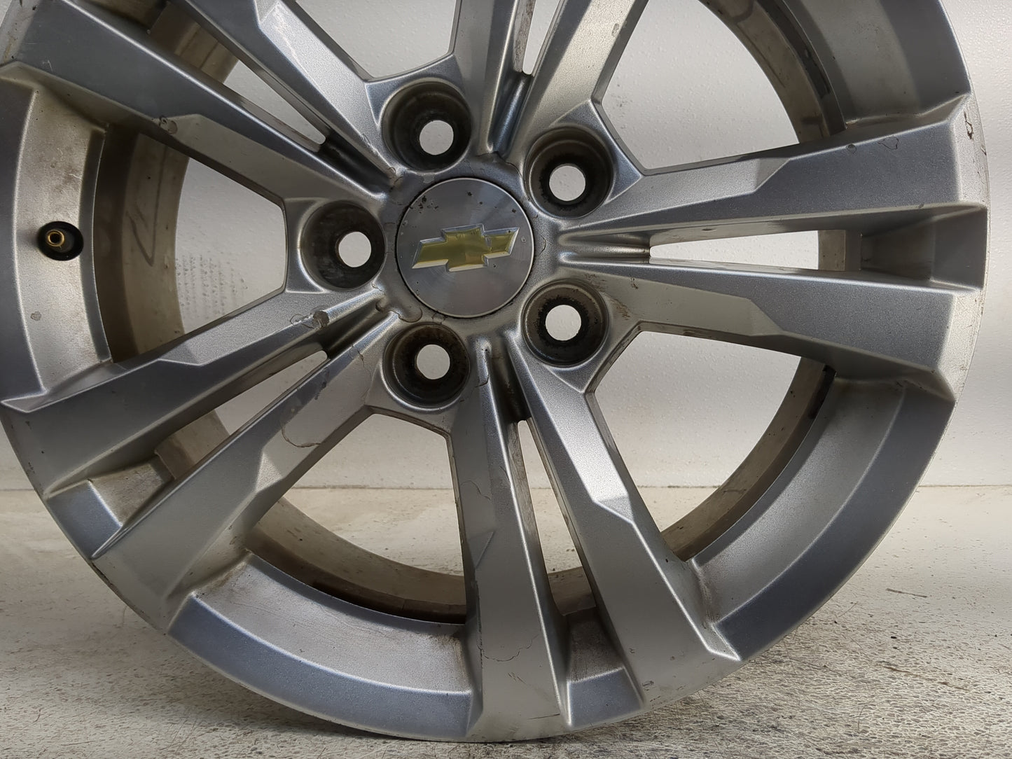 2012 Chevrolet Equinox Oem Wheel Rim 1355825 - Oemusedautoparts1.com