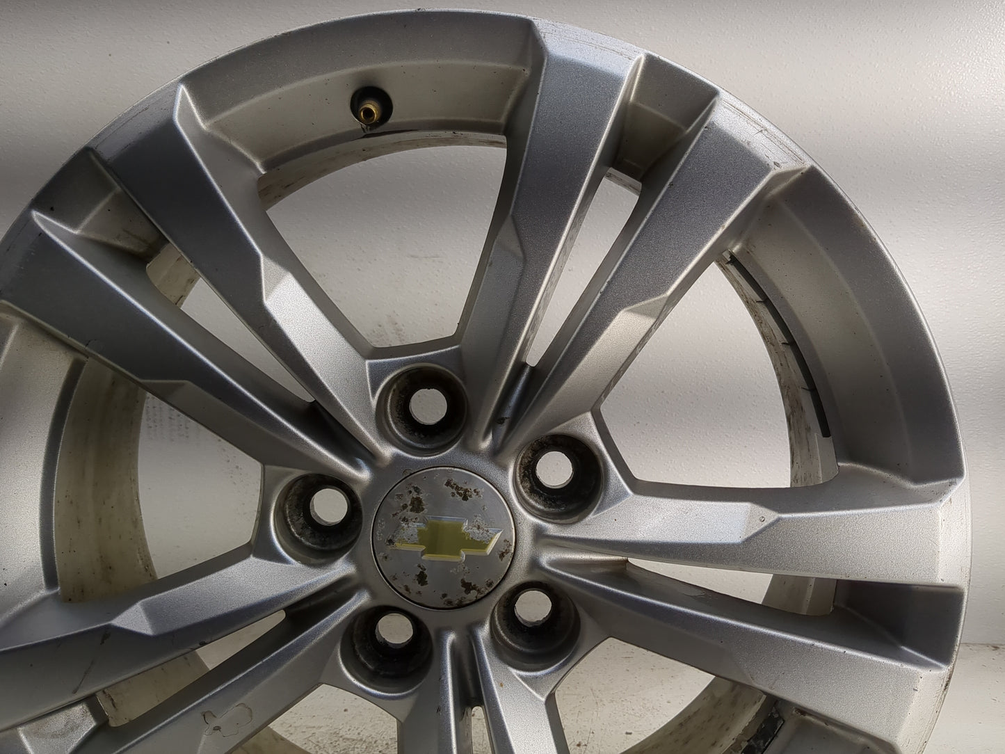 2010-2017 Chevrolet Equinox Oem Wheel Rim - Oemusedautoparts1.com