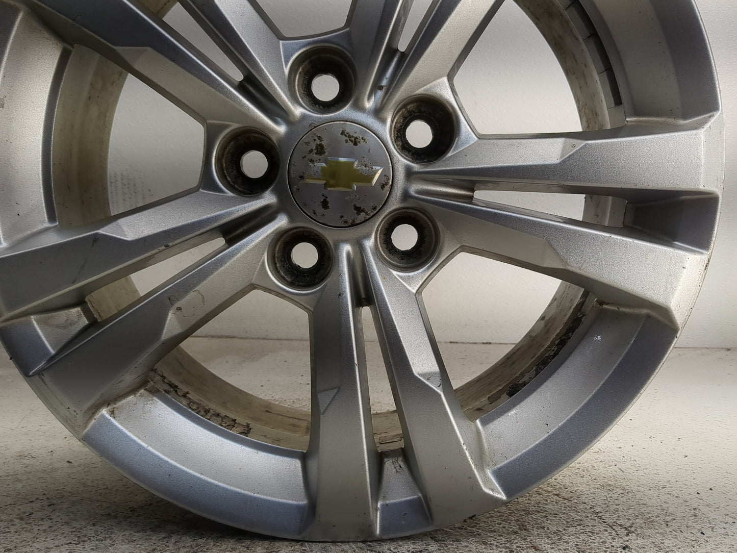 2010-2017 Chevrolet Equinox Oem Wheel Rim 1355826 - Oemusedautoparts1.com
