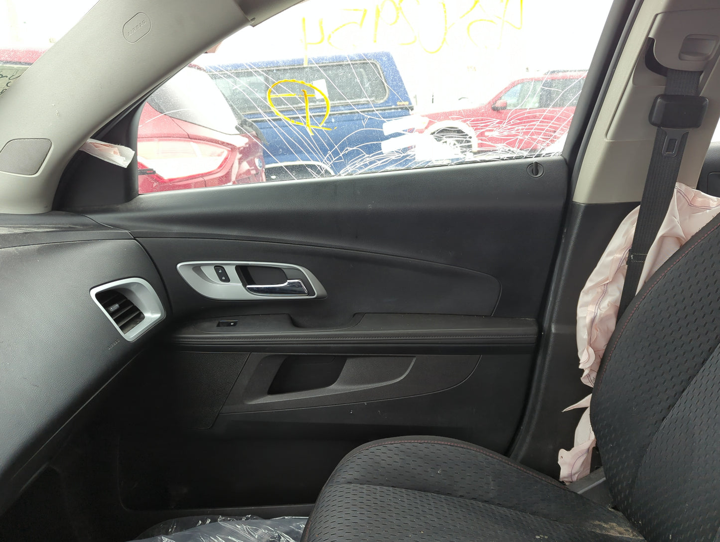 2012 Chevrolet Equinox Front Right Passenger Interior Door Panel Trim 1356999 - Oemusedautoparts1.com