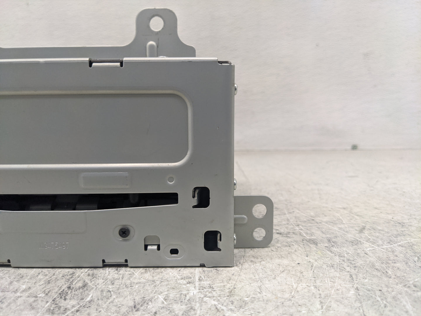 2012 Chevrolet Equinox Radio AM FM Cd Player Receiver Replacement P/N:22869279 Fits OEM Used Auto Parts - Oemusedautoparts1.