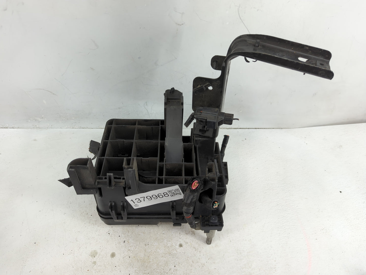 2012 Chevrolet Equinox Fusebox Fuse Box Panel Relay Module P/N:PP-P25 Fits OEM Used Auto Parts - Oemusedautoparts1.com