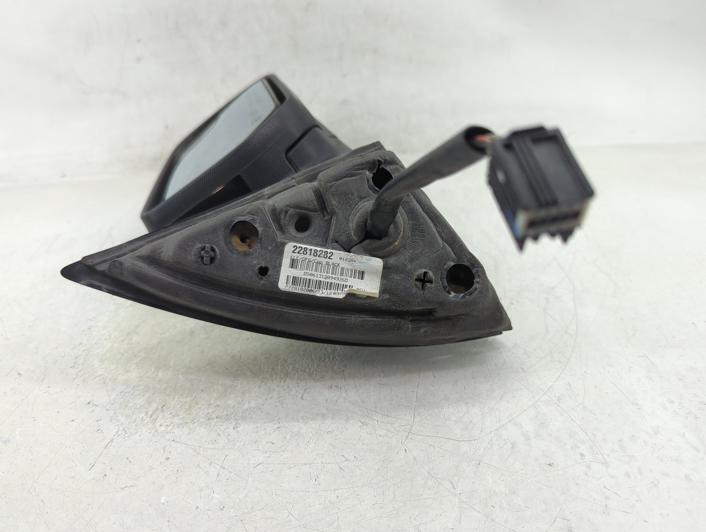 2011-2014 Chevrolet Equinox Passenger Side View Mirror - Right Door Mirror OEM Used - Oemusedautoparts1.com