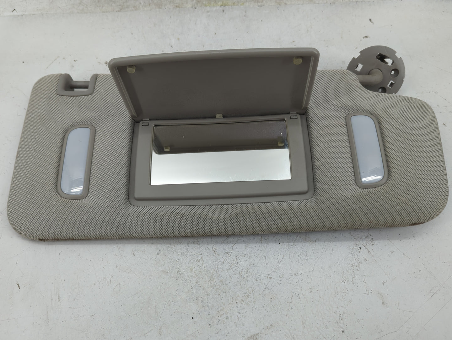 2010-2017 Chevrolet Equinox Sun Visor Shade Replacement Passenger Right Mirror Fits Fits 2010 2011 2012 2013 2014 2015 2016 