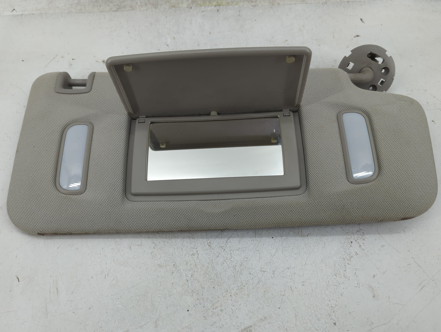 2010-2017 Chevrolet Equinox Sun Visor Shade Replacement Passenger Right Mirror Fits Fits 2010 2011 2012 2013 2014 2015 2016 