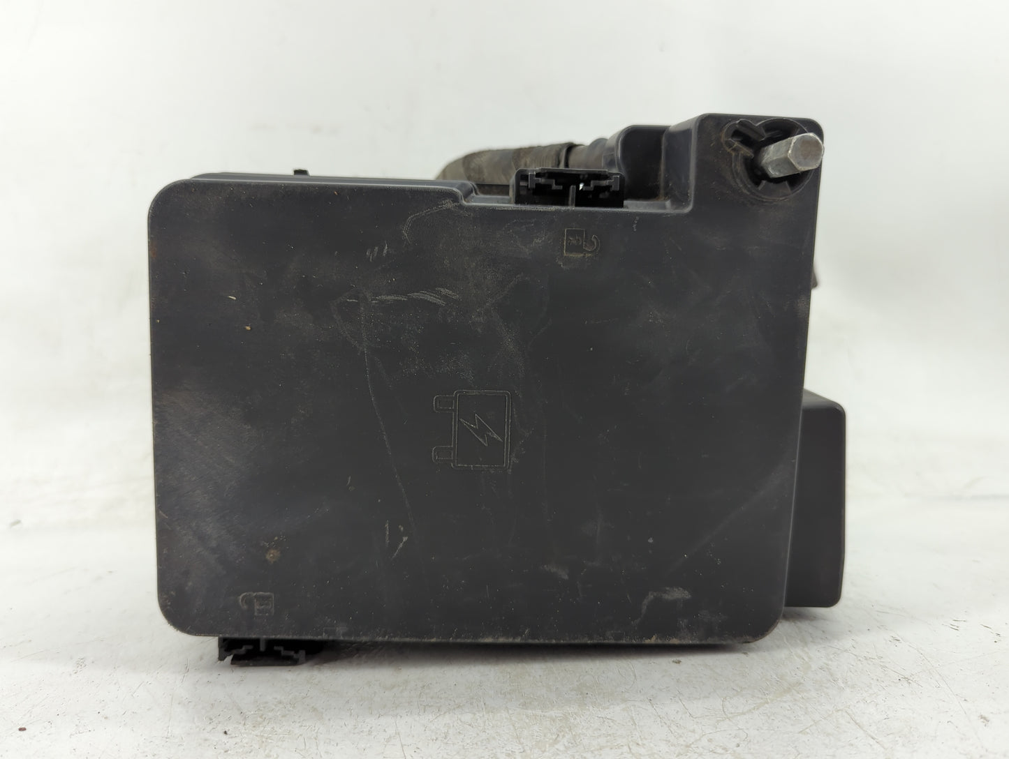 2012 Chevrolet Equinox Fusebox Fuse Box Panel Relay Module P/N:22879334 Fits OEM Used Auto Parts - Oemusedautoparts1.com