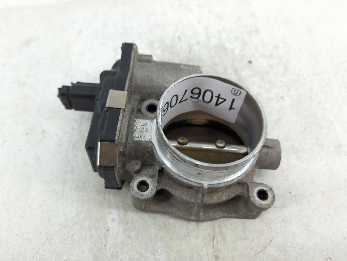 2012-2015 Chevrolet Equinox Throttle Body P/N:12632101CA Fits Fits 2012 2013 2014 2015 OEM Used Auto Parts - Oemusedautopart