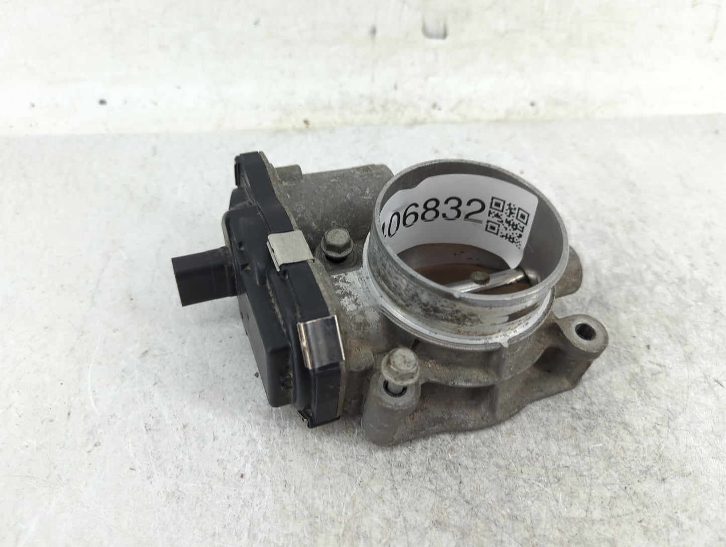 2012-2015 Chevrolet Equinox Throttle Body P/N:12632101CA Fits Fits 2012 2013 2014 2015 OEM Used Auto Parts - Oemusedautopart
