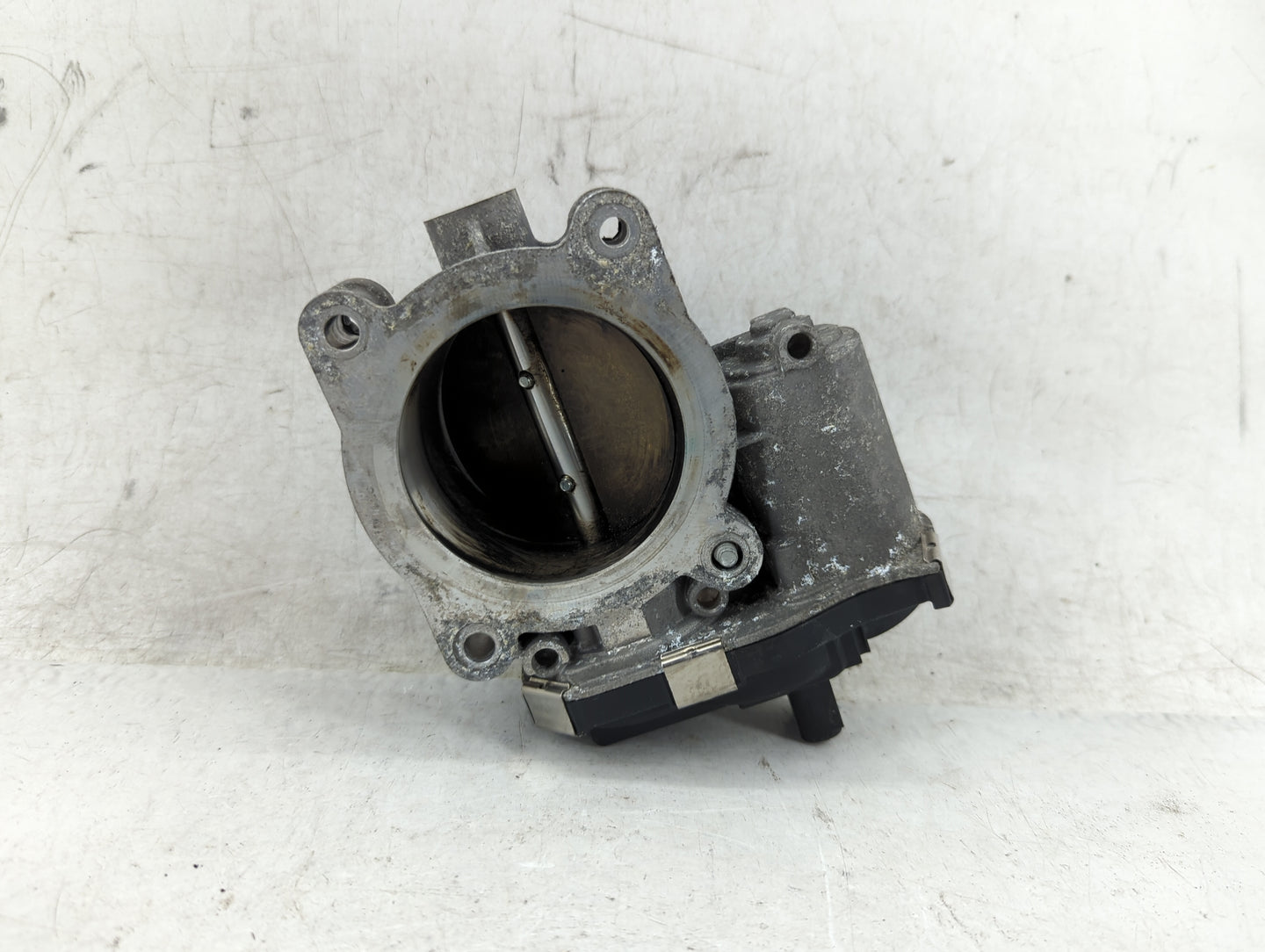 2012-2015 Chevrolet Equinox Throttle Body P/N:12632101CA Fits Fits 2012 2013 2014 2015 OEM Used Auto Parts - Oemusedautopart