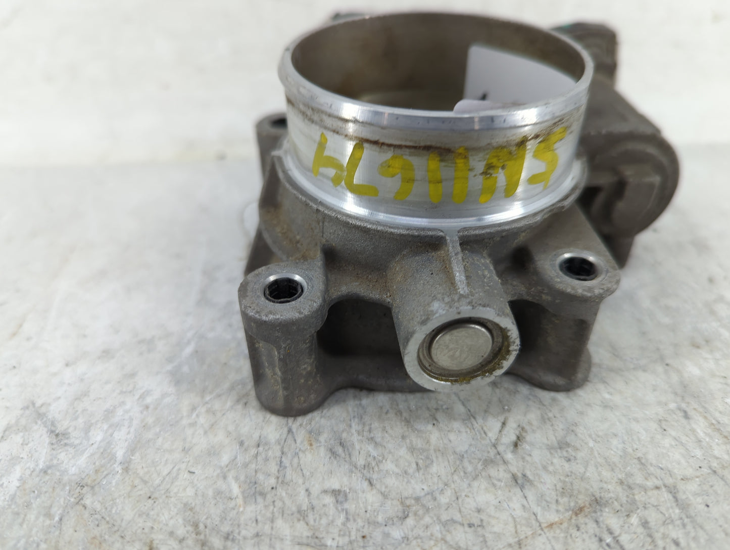 2012-2015 Chevrolet Equinox Throttle Body P/N:12670834AA Fits Fits 2012 2013 2014 2015 OEM Used Auto Parts - Oemusedautopart