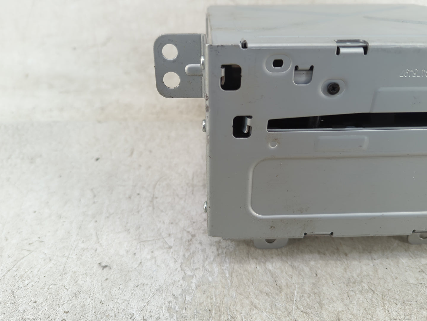 2012 Chevrolet Equinox Radio AM FM Cd Player Receiver Replacement P/N:22869279 Fits OEM Used Auto Parts - Oemusedautoparts1.