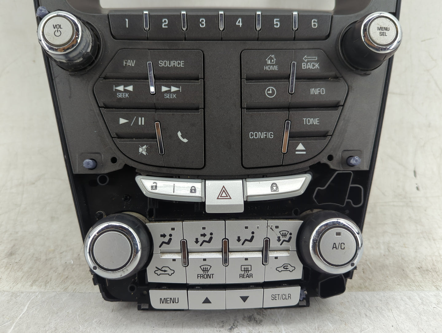 2012-2015 Chevrolet Equinox Radio AM FM Cd Player Receiver Replacement P/N:22810239 Fits Fits 2012 2013 2014 2015 OEM Used A