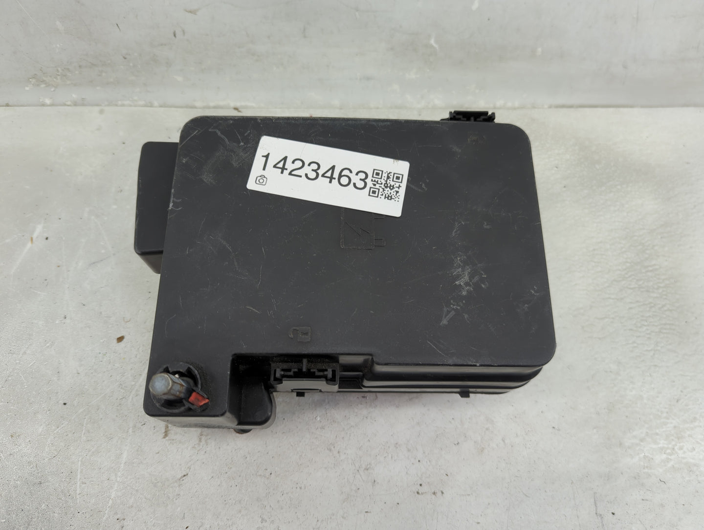 2012 Chevrolet Equinox Fusebox Fuse Box Panel Relay Module Fits OEM Used Auto Parts - Oemusedautoparts1.com
