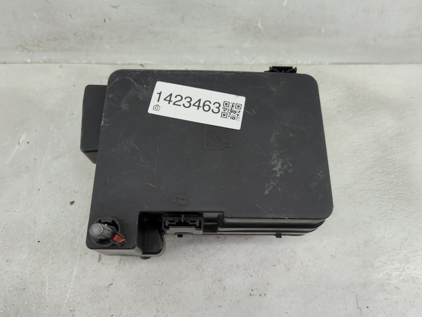2012 Chevrolet Equinox Fusebox Fuse Box Panel Relay Module Fits OEM Used Auto Parts - Oemusedautoparts1.com