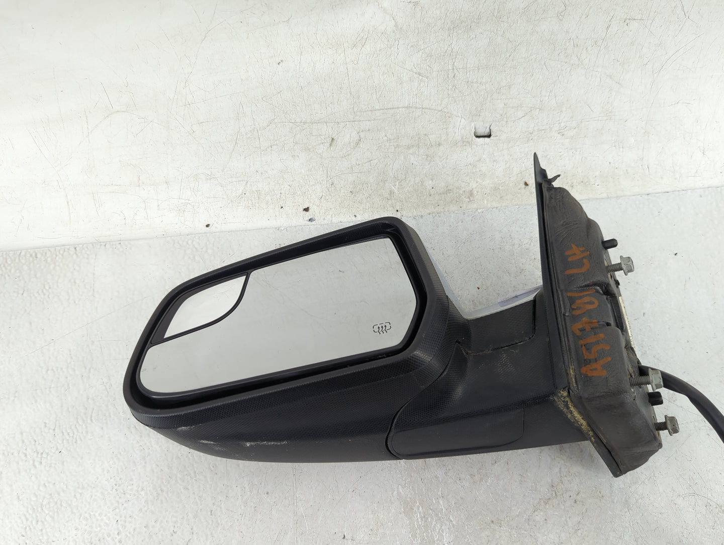 2011-2013 Chevrolet Equinox Driver Side View Mirror - Left Door Mirror OEM Used - Oemusedautoparts1.com